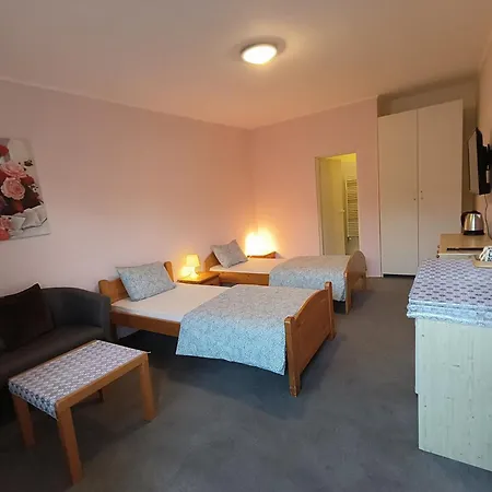 Cozy With Garden In Bratislava