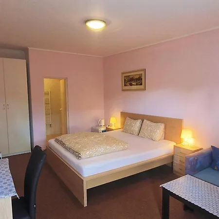 Cozy With Garden In Bratislava