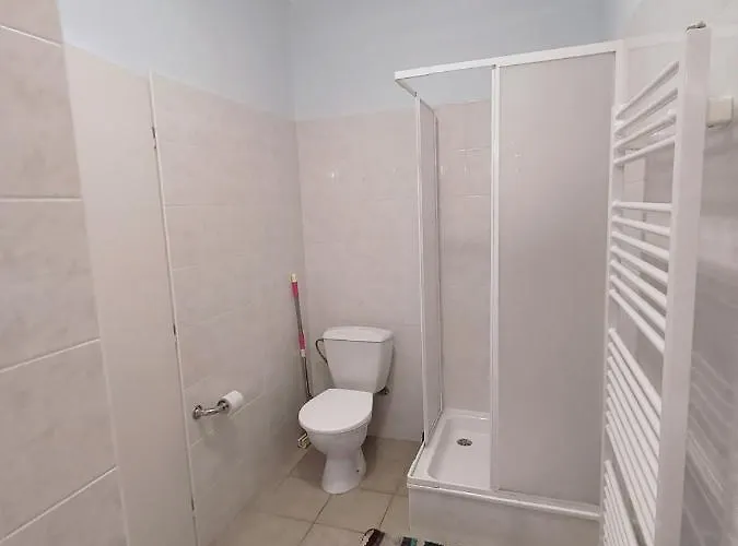 Cozy With Garden In Penzión pre hostí